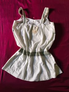 vintage white top