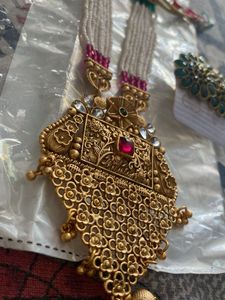 Elegant Necklace and Earring Set