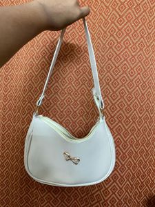 Cute White Hobo Bag with Bow