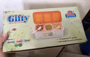 3 Compartment Food Container