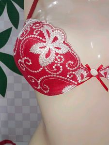 (1429)Red Lace Garter Belt