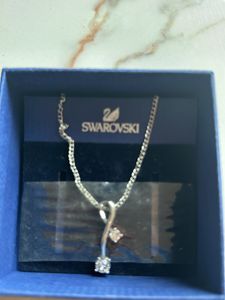 Silver Swarovski Pendant Set