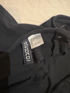 H&amp;M Tie back Cropped Black baby Tee (S)