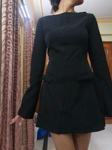 savana Elegant Black Mini Dress