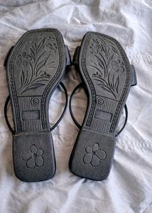 Black Bow Detail Flip Flops