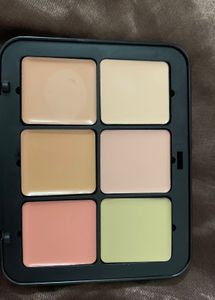 MAKE UP FOR EVER Pro Palette
