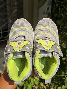 Kids Grey & Green Woven Design Sneakers
