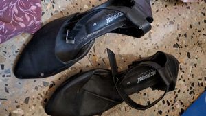 Elegant Black Women's Shoes