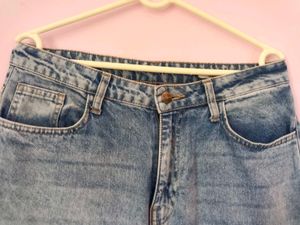 Light Wash super Wide Leg Jeans