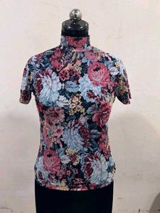 Floral Print Mock Neck Top