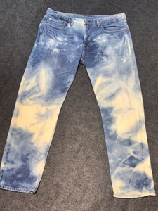 🌌 LEVI’S LIMITED EDITION CLOUD VIBE🌌