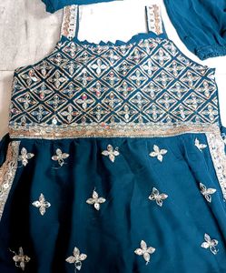 Beautiful embroidery Naira plazo dupatta set