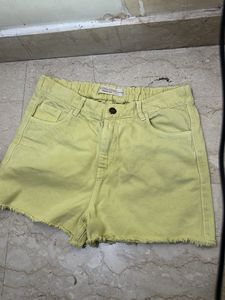 🍋 Yellow Denim Shorts branded