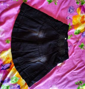Price Drop 🌟🌲✨ Top And Denim Skirt Infant
