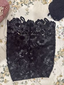 Black Lace Floral Pencil Skirt