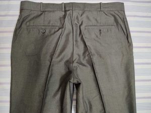 Men 38 Semi Formal Pant - Like New