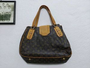 Louis Vuitton Shoulder Bag