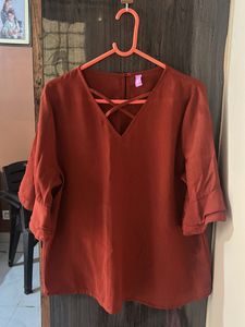 Stylish Rust-Colored Top