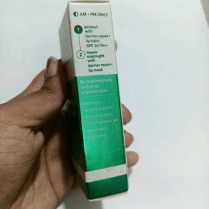Simple Barrier Repair Hydrating Lip Balm
