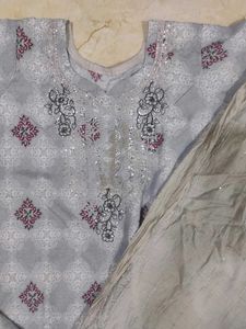 Elegant Grey Printed Kurta Set with Dupatta