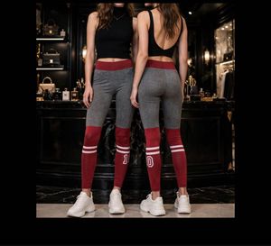 Stylish Grey &amp; Maroon Jagging