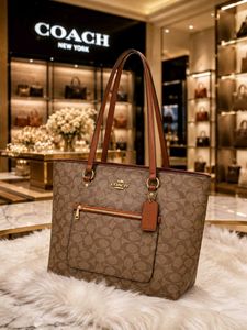 Coach Signature Tote Bag