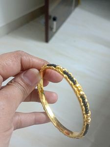 Black Beads Bangles