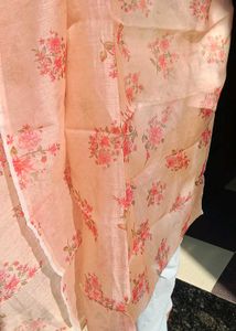 Elegant Floral Print Dupatta