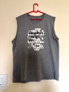 Bundle of 4 Mens tshirt