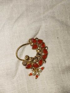 Elegant Nath with Red Stones and Pearls