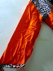 🟠Stylish Orange &amp; Print Kurti