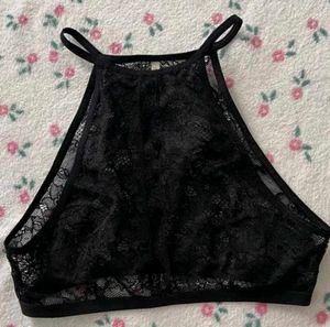 Very Cute And Beautiful Crop Top