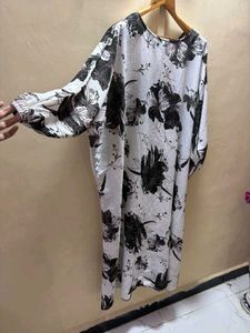 Flowy Floral Print Maxi abaya