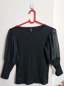 Black Puff Sleeve Top