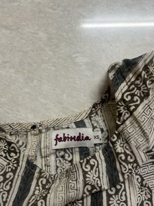 Fabindia 100% Cotton Sleeveless Top