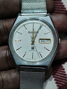 Allyvn Automatic Watch
