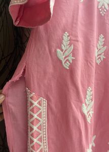 Elegant Pink Kurta Set with White Dupatta