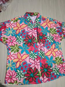 Vibrant Floral Print Button-Up Shirt
