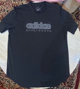 Adidas new Sportswear T-Shirt