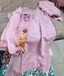 Beautiful Pink Kurta Set with Floral Dupatta