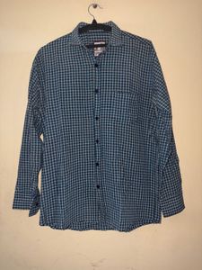 Classic Plaid Button-Up Shirt