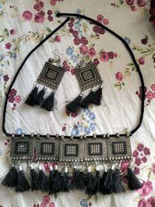 Black Tassel Necklace & Earring Set
