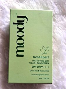 Moody sunscreen SPF 50