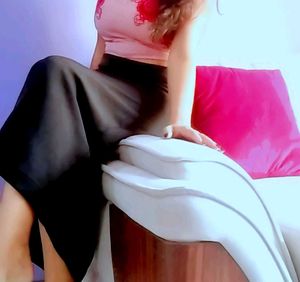Black Skirt