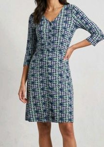 Chic Printed V-Neck Dress