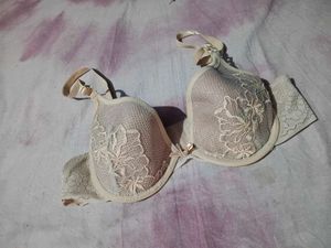Lace Detail Underwire Bra