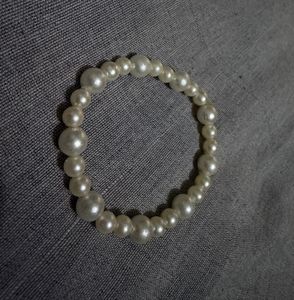 Pearl Beaded Bracelet