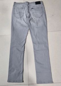 Trendy Men's Lee Jeans