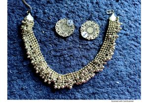 Neckset1