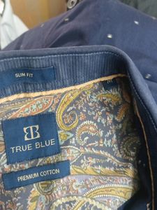 Navy Blue Printed Slim Fit Casual Shirt (Men)